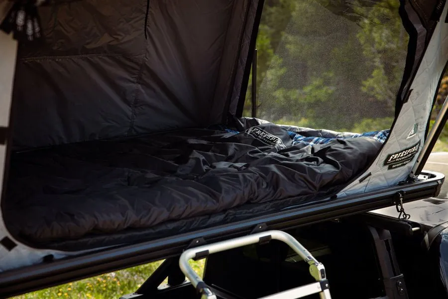 Freespirit Recreation Odyssey Series Clamshell Style Aluminum Rooftop Tent - Recon Recovery