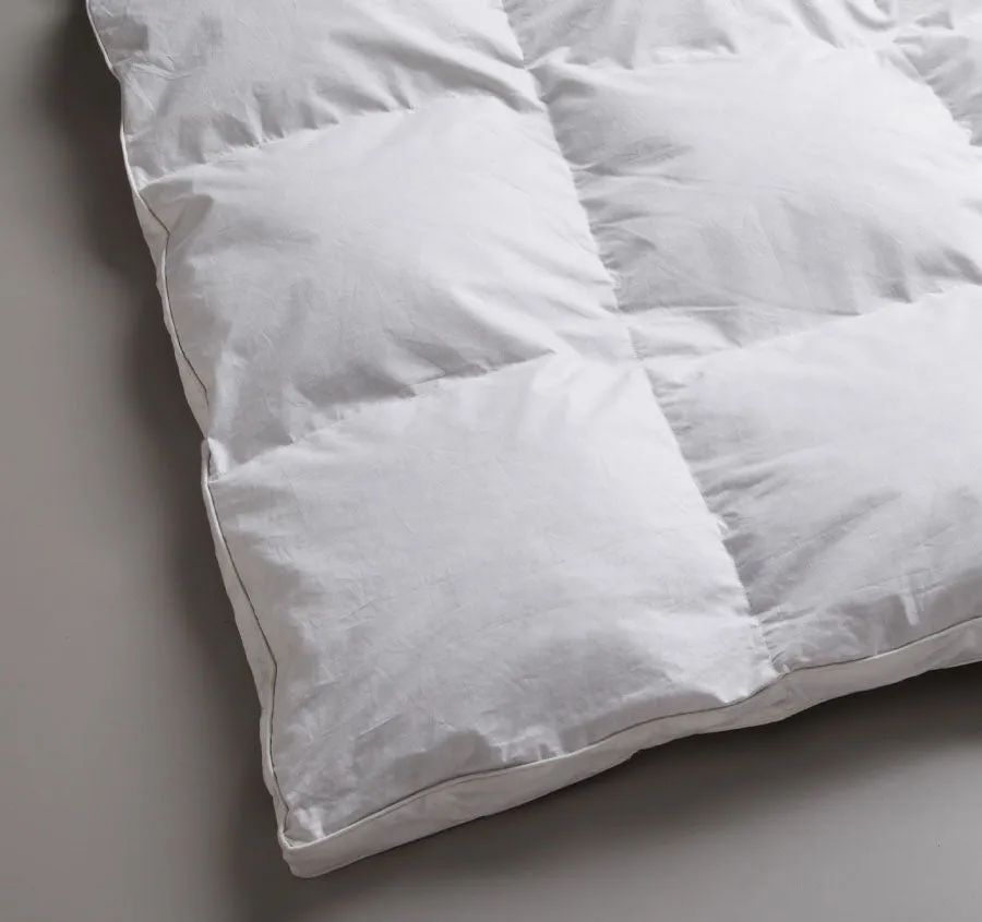 Goose Down and Feather Winter Quilt Range