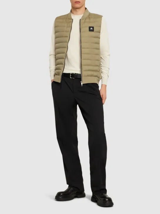 Moose Knuckles   Air Explorer down vest 